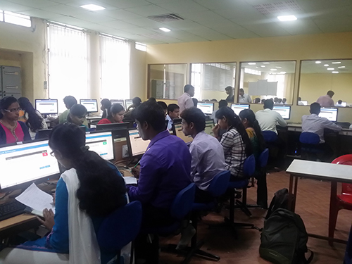 An online recruitment test for MBA students being conducted in the lab.