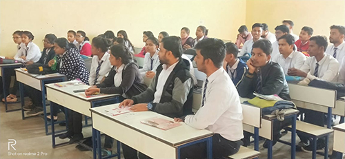 First year students attending a Finance class